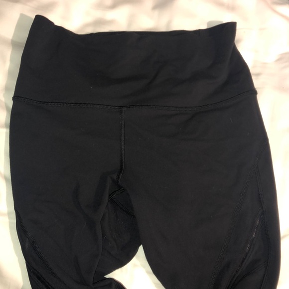 lululemon high waisted leggings with mesh - Picture 4 of 7